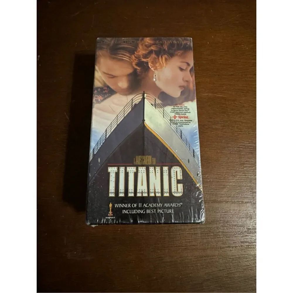 Original sealed 2 VHS tape Titanic